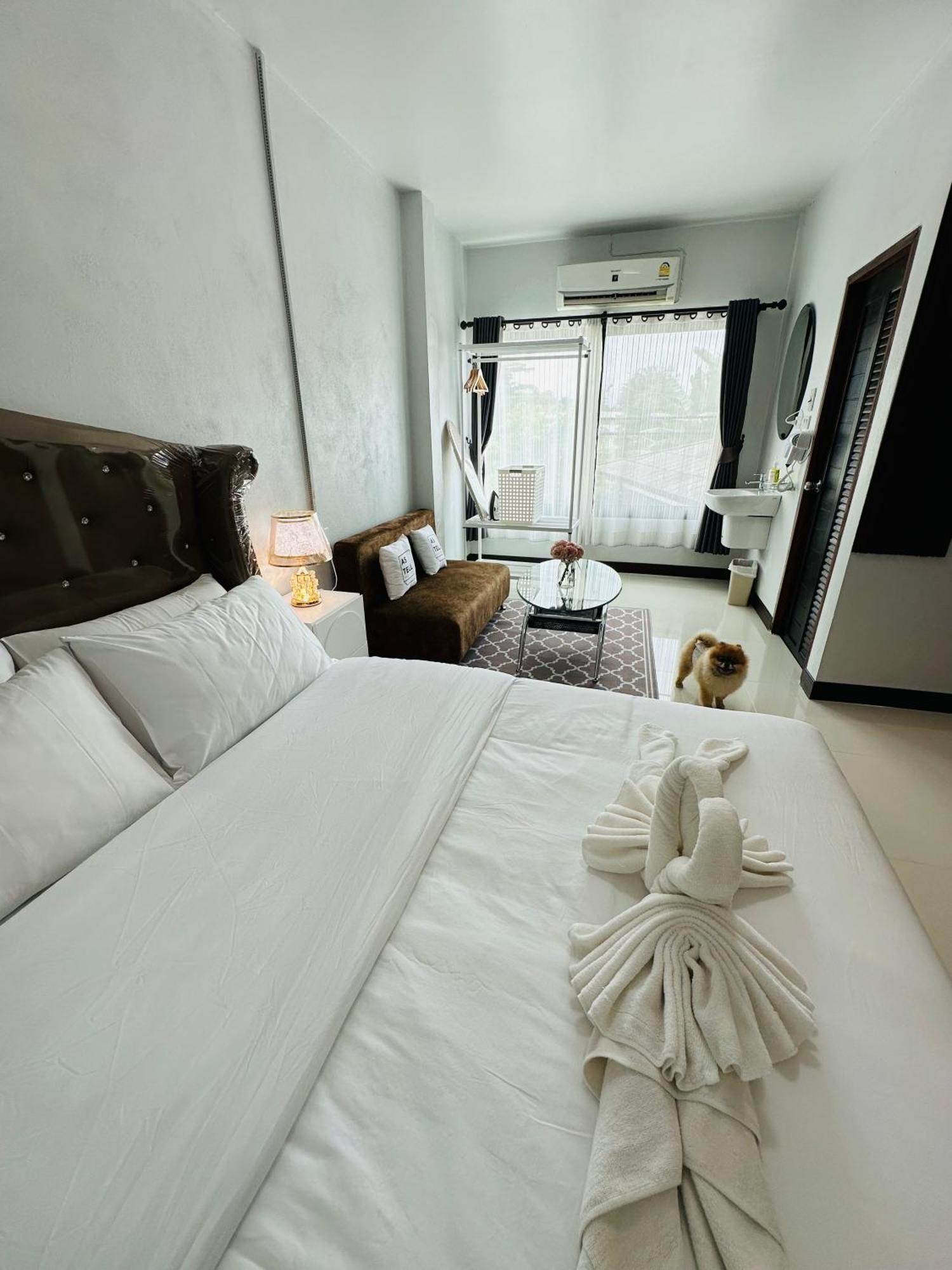 Service Apartment Lampang Room202 ใจกลางเมืองใกล้กาดกองต้า Bagian luar foto