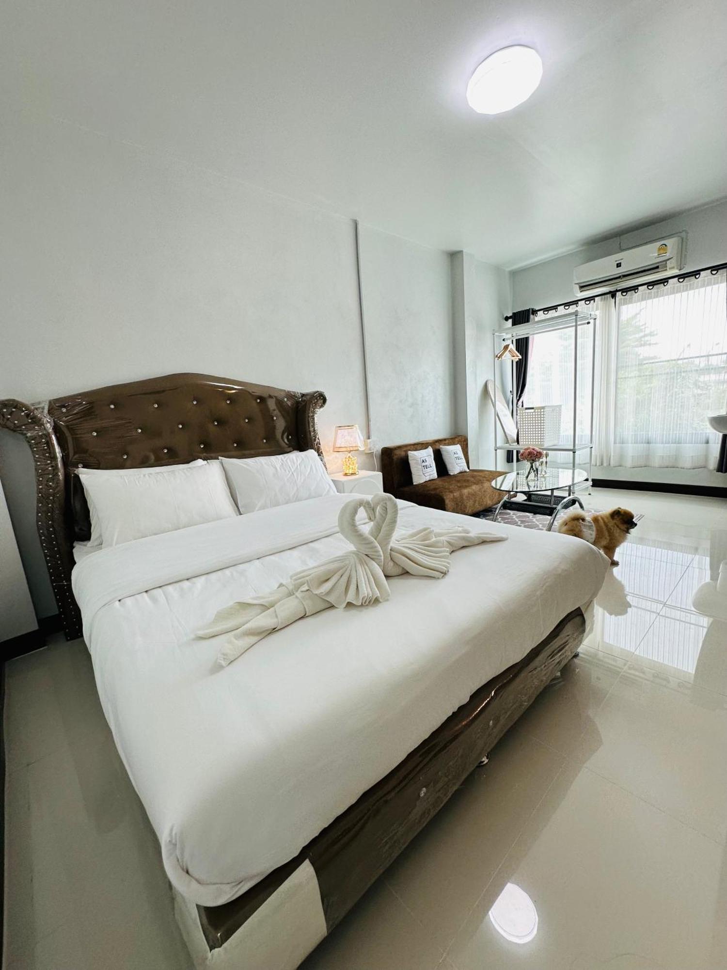 Service Apartment Lampang Room202 ใจกลางเมืองใกล้กาดกองต้า Bagian luar foto